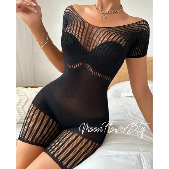 Black Fishnet Mesh One Piece Bodysuit - Picture 4 of 6